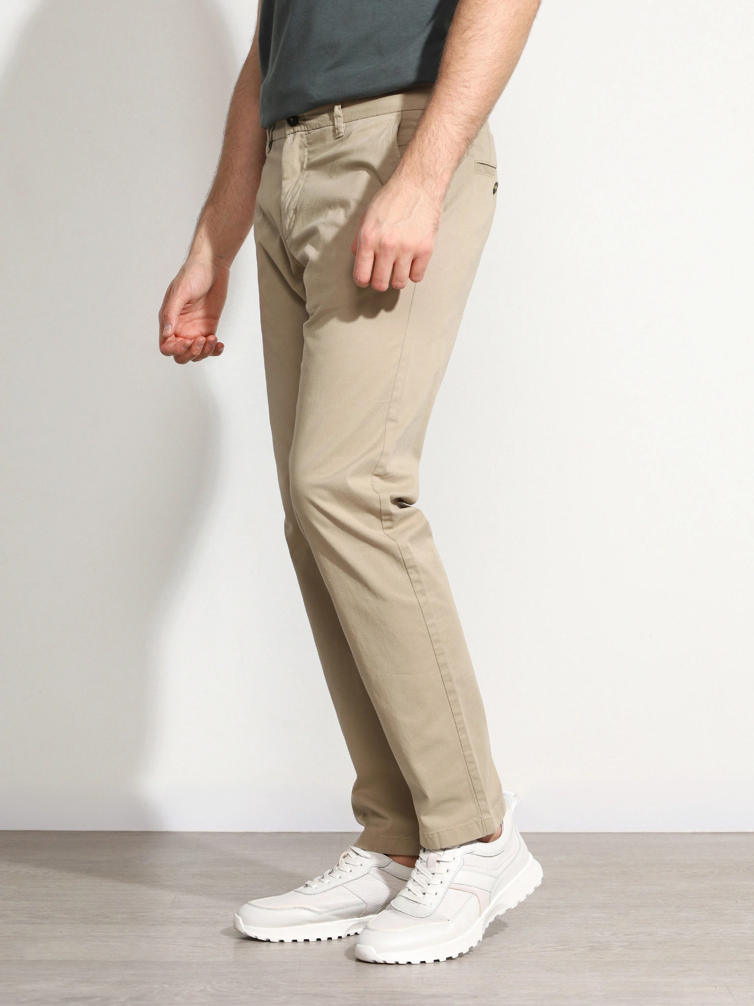 Брюки бежевого цвета из смесового хлопка